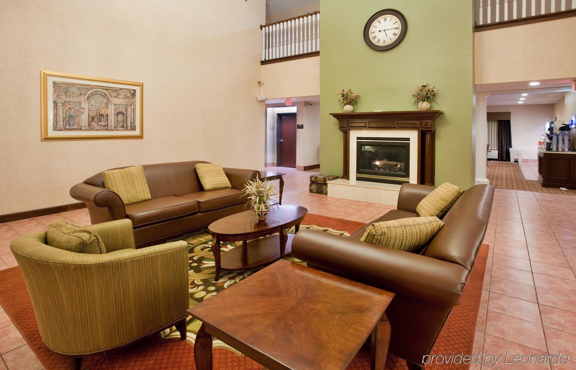 Seasons Inn & Suites Highland Interior photo
